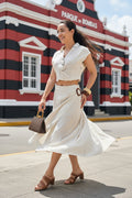 Set de Falda y Blusa beige moderna con caída ligera